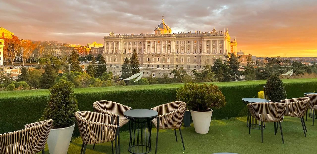 The Terraza de Sabatini at sunset, facing the Royal Palace
